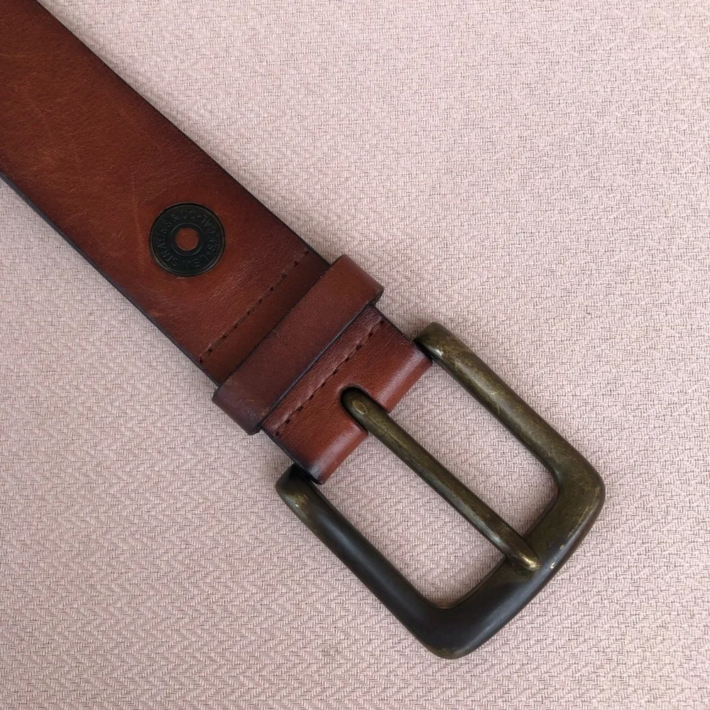 Levi’s Strauss & Co. Shotgun Leather Belt Brown Full Grain Brown Leather Size 38